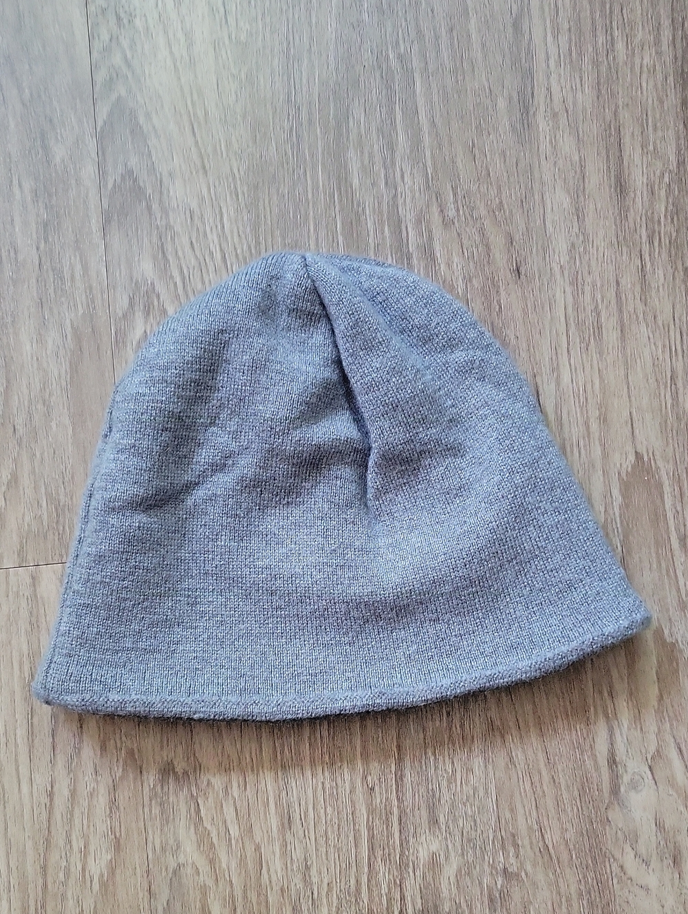 Canada Goose Standard Toque Winter Beanie Hat Light Gray Patch Logo Merino Wool - Picture 3 of 10